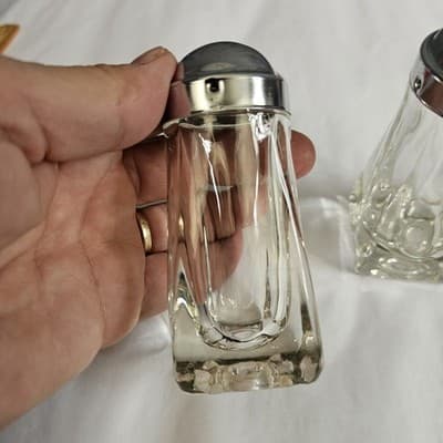 Crystal Salt and Pepper Shakers Clear Glass W Lids - Square Bottom Round Top - Thumbnail 3