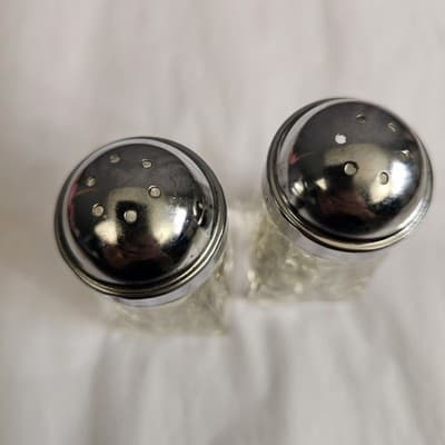 Crystal Salt and Pepper Shakers Clear Glass W Lids - Square Bottom Round Top - Thumbnail 4