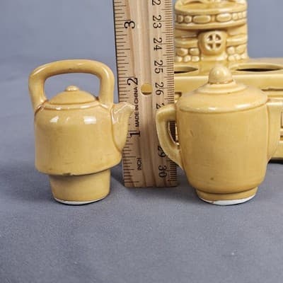 Vintage Artmark Wood Stove with Coffee and Tea Pot Salt and Pepper Shakers - Thumbnail 12