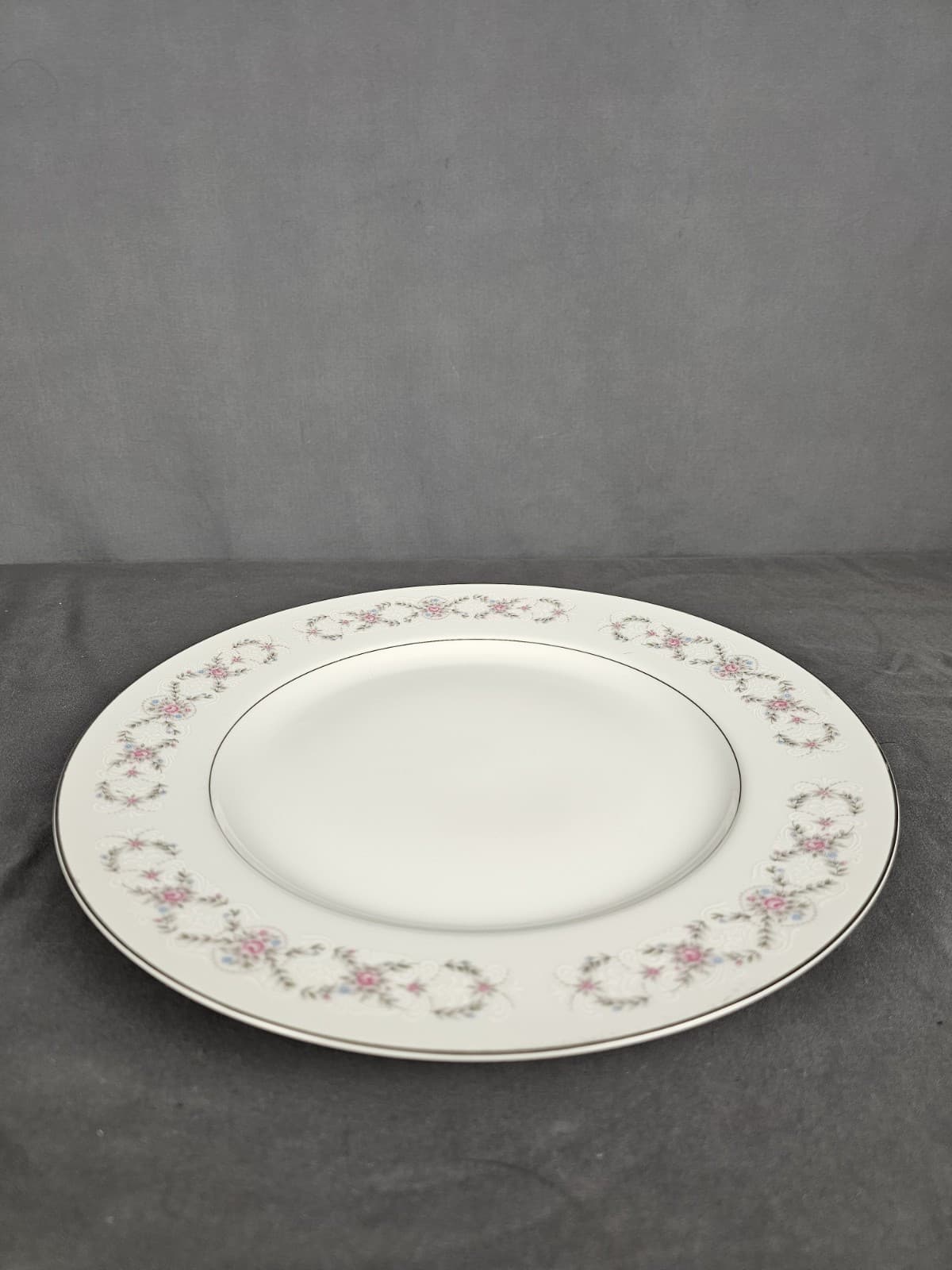 Fine China of Japan Fairlawn 6511 12” Round Platter Porsalane Excellent Cond. - Thumbnail 3