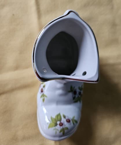 Vintage Old Foley James Kent Strawberry Porcelain Shoe Boot Decoration England - Thumbnail 3