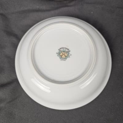 Nortake 5.25" Fruit Bowl Japan M-Mark Floral Spray Red & Gold Scroll Set of 6 - Thumbnail 4