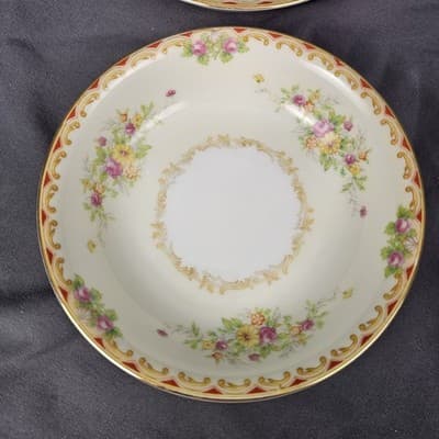 Nortake 5.25" Fruit Bowl Japan M-Mark Floral Spray Red & Gold Scroll Set of 6