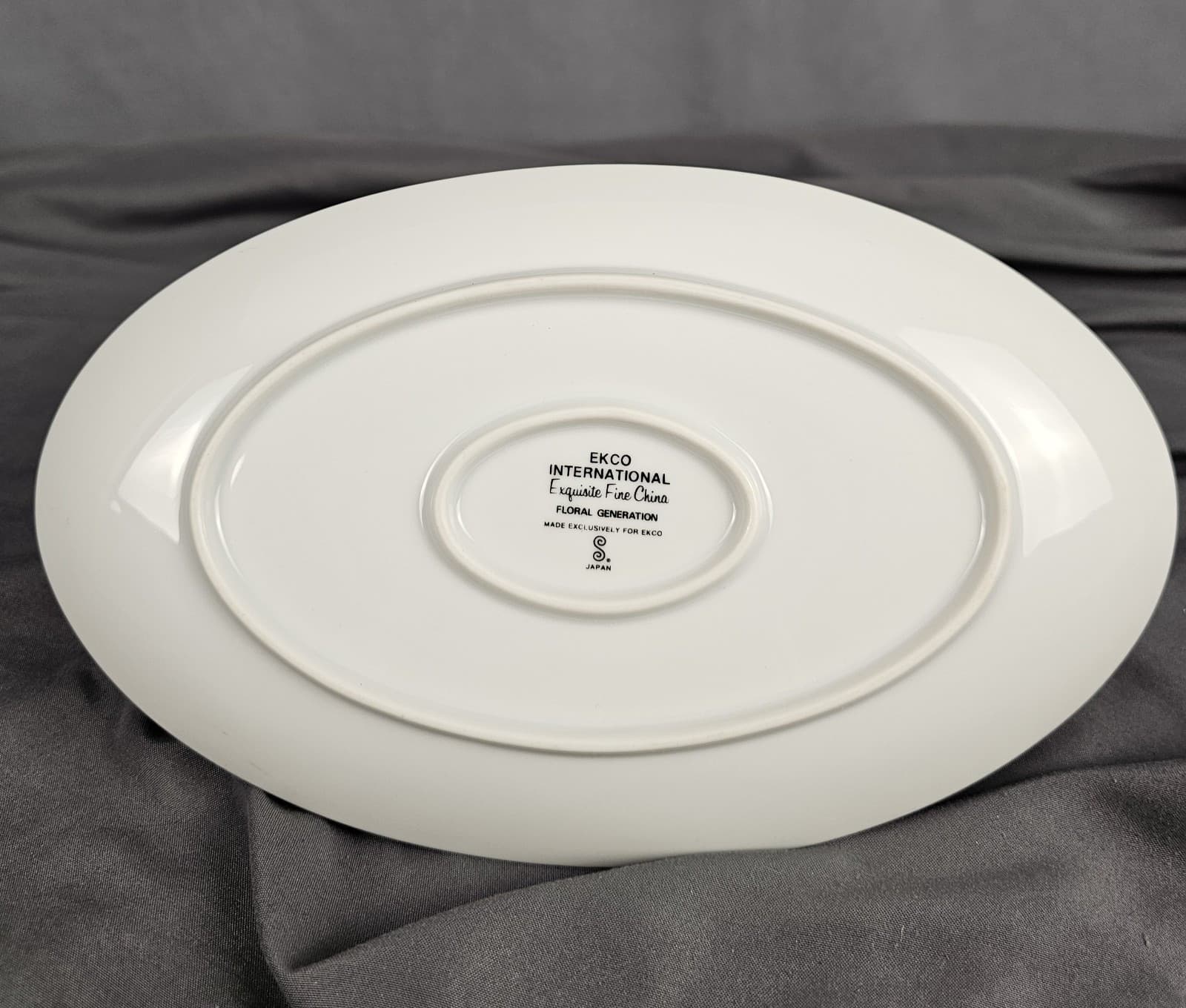 Gravy Boat by Ekco International Floral Generation Japan Fine China Silver Trim - Thumbnail 4
