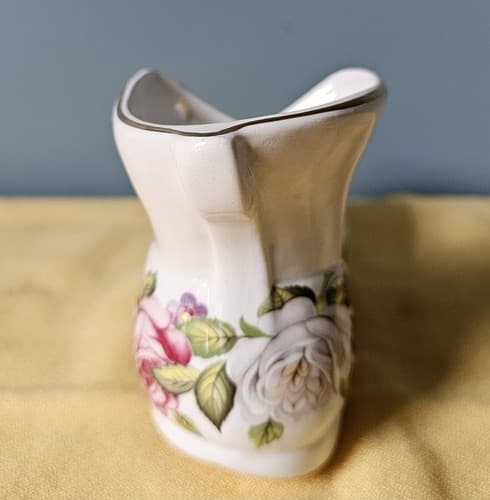 Vintage Old Foley James Kent Strawberry Porcelain Shoe Boot Decoration England - Thumbnail 4