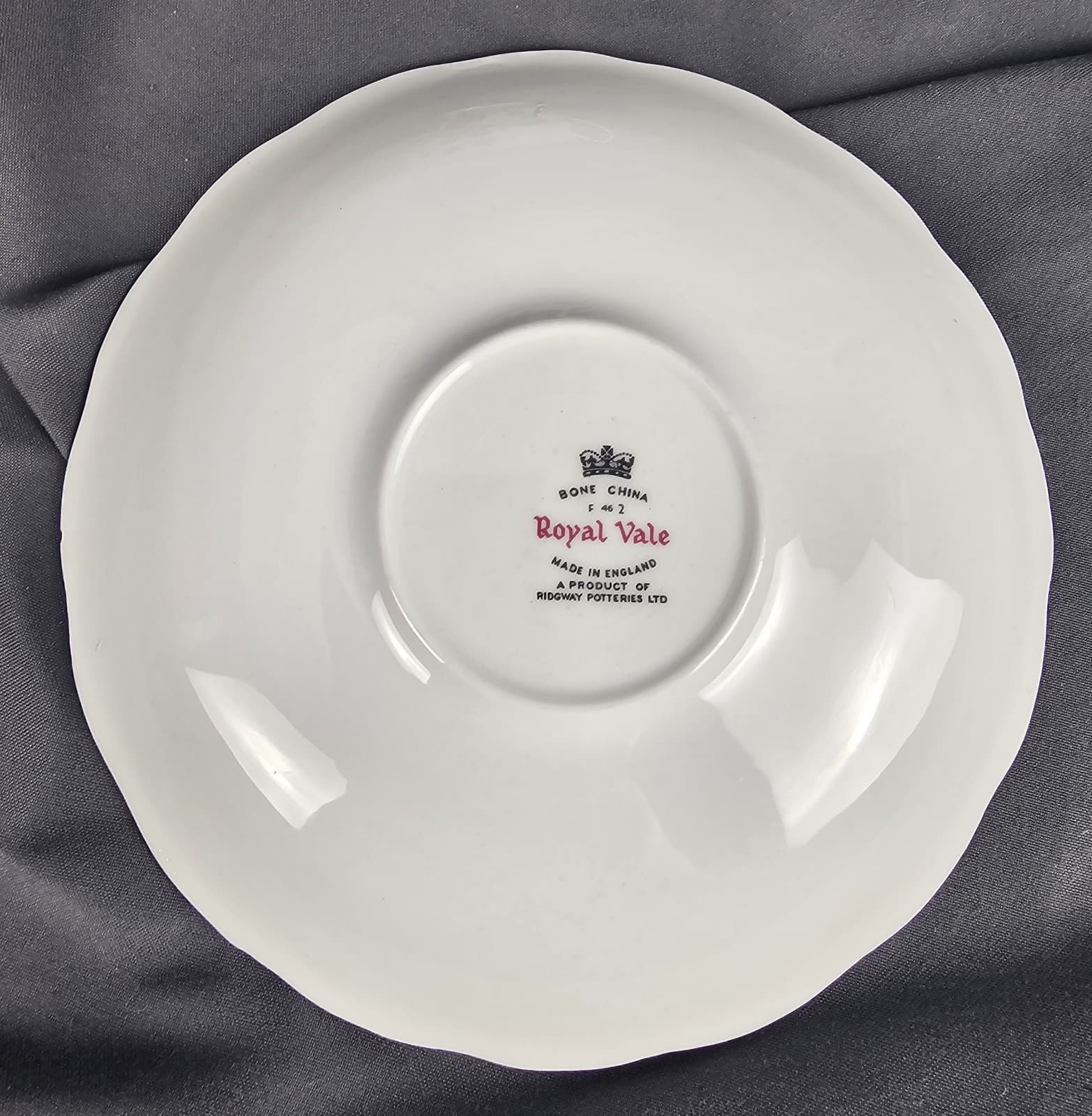 Royal Vale Bone China Black Berries Tea Cup and Saucer Pattern 7976 - Thumbnail 7
