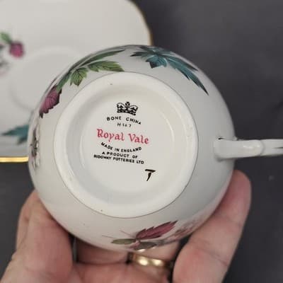 Vintage Royal Vale England Tea Cup & Saucer Flowers Ridgeway Potteries LTD - Thumbnail 9
