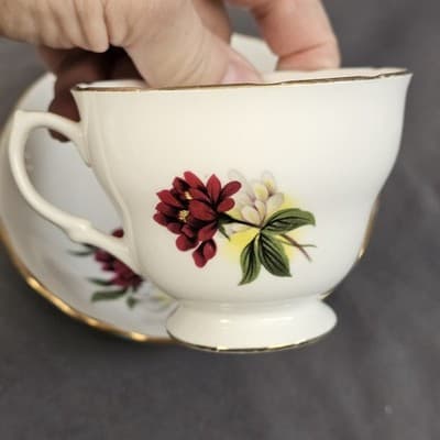 Vintage Royal Vale England Tea Cup & Saucer With Flowers Ridgeway Potteries LTD - Thumbnail 6