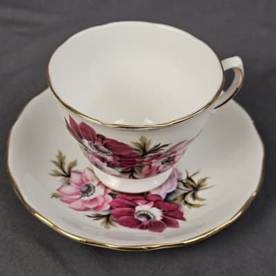 Vintage Royal Vale England Tea Cup & Saucer With Flowers Ridgeway Potteries LTD - Thumbnail 2
