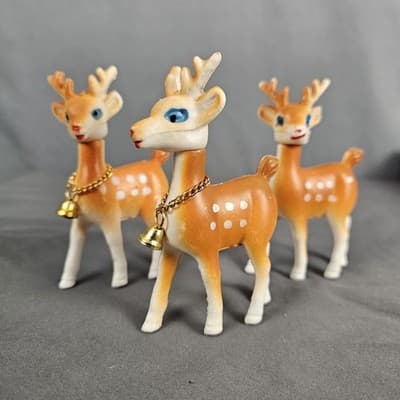 Vintage Plastic Reindeer Deer Christmas Decor Swivel Head Set 3 Bells