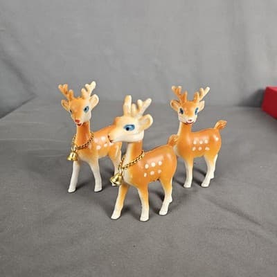 Vintage Plastic Reindeer Deer Christmas Decor Swivel Head Set 3 Bells - Thumbnail 2
