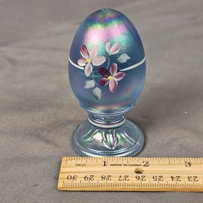 Celeste Blue Iridescent Satin Fenton Glass Egg, Floral design, signed - Thumbnail 5