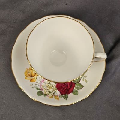 Vintage Royal Vale England Tea Cup & Saucer With Flowers Ridgeway Potteries LTD - Thumbnail 3