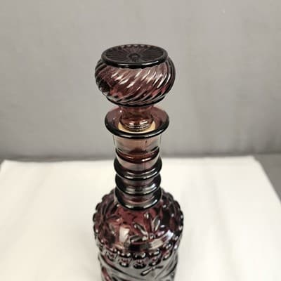 Jim Beam Vintage Purple Genie Bottle Whiskey Decanter From The 1960’s - Thumbnail 3