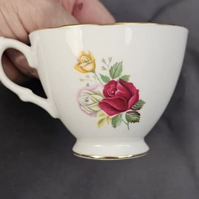 Vintage Royal Vale England Tea Cup & Saucer With Flowers Ridgeway Potteries LTD - Thumbnail 8
