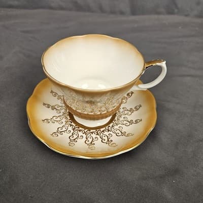 Royal Albert Overture Series Tea Cup & Saucer Bone China England Gold Filligree - Thumbnail 3