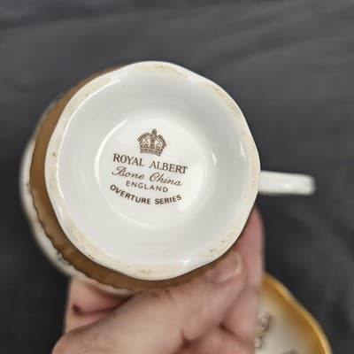 Royal Albert Overture Series Tea Cup & Saucer Bone China England Gold Filligree - Thumbnail 8