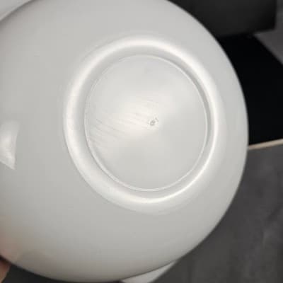 Milk Glass Mixing Bowl With Beautiful Detailed Work 10.5"x4" tall Covered Wagon - Thumbnail 5