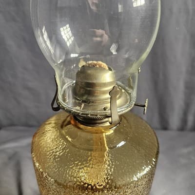 Vintage Amber Glass Oil Lamp with Hurricane Chimney 18.5” Tall Working - Thumbnail 3