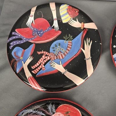 Set of 4 RED HAT SOCIETY SUSAN WINGET Certified International 8" Salad Plates - Thumbnail 2
