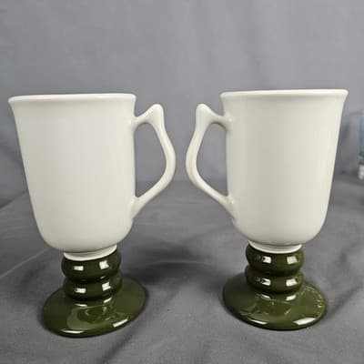 2 Hall Pottery Vintage Irish Coffee Tea Pedestal Mugs Green & White Christmas - Thumbnail 5