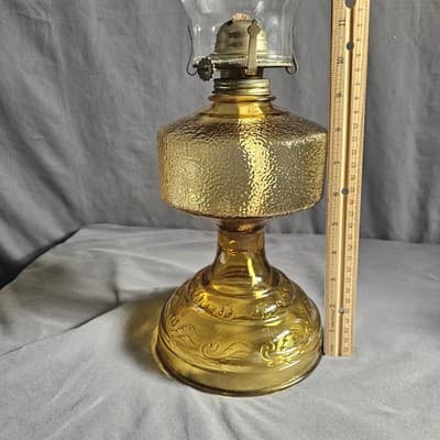 Vintage Amber Glass Oil Lamp with Hurricane Chimney 18.5” Tall Working - Thumbnail 9