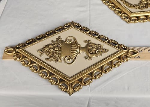 2 Homco Hanging Decor Plaques Gold Hollywood Regency Wall 1971 7225 7227 Vintage - Thumbnail 6