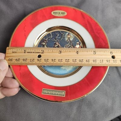 Dufex Art Japan 24K Gold Trim Christmas Plate Santa Sleigh Reindeer 7” - Thumbnail 2