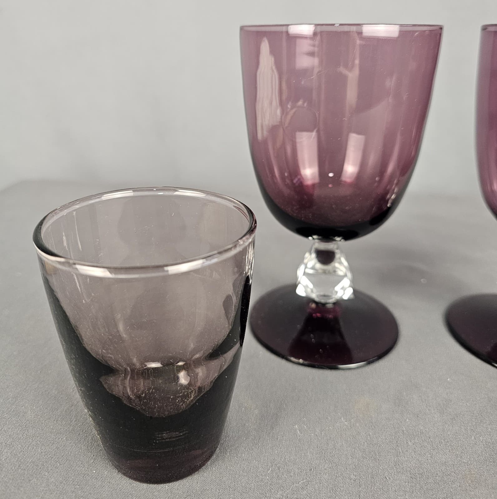 2 Amethyst Purple Aquarius 5 Ounce Wine Goblets MCM + 2 Amethyst Cocktail - Thumbnail 4