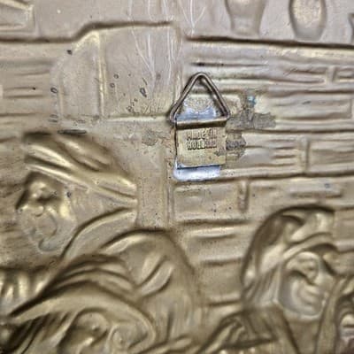 Vintage Brass Patina Embossed Wall Hangings 14.5" MADE IN ENGLAND - Thumbnail 5