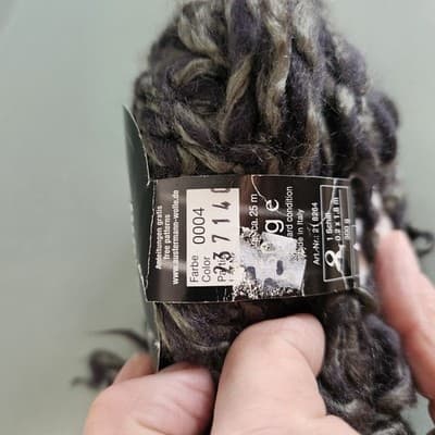Austermann Floki Yarn Col 0004 Green-Black Mix 50g 25m Wool Acrylic Needle 10-12 - Thumbnail 6