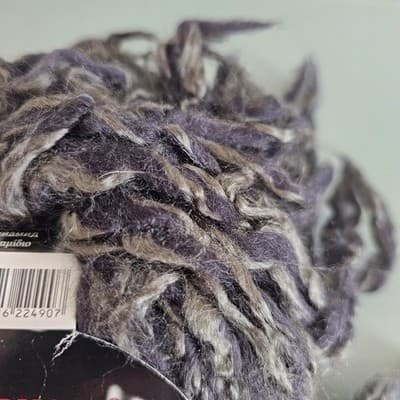 Austermann Floki Yarn Col 0004 Green-Black Mix 50g 25m Wool Acrylic Needle 10-12 - Thumbnail 2