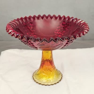 LE Smith Amberina Pedestal Glass Bowl Ruby Red Yellow Grape Design Ruffled Edge - Thumbnail 3