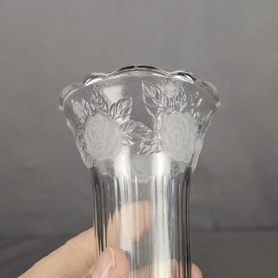 Vintage Frosted Rose Glass Bud Vase Scalloped Rim Clear Pressed Glass 4.5" Tall - Thumbnail 10