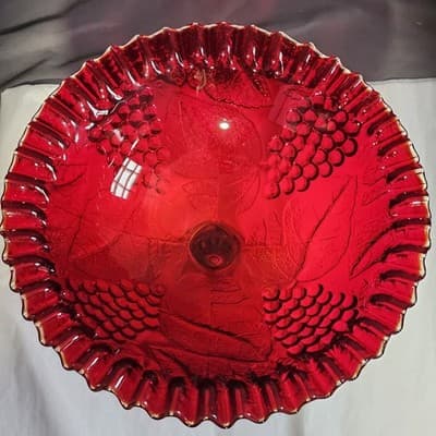 LE Smith Amberina Pedestal Glass Bowl Ruby Red Yellow Grape Design Ruffled Edge - Thumbnail 6