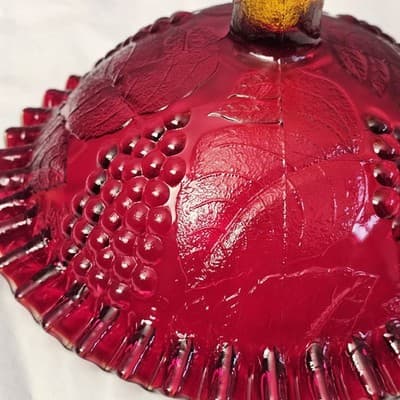 LE Smith Amberina Pedestal Glass Bowl Ruby Red Yellow Grape Design Ruffled Edge - Thumbnail 8