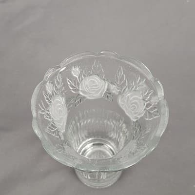 Vintage Frosted Rose Glass Bud Vase Scalloped Rim Clear Pressed Glass 4.5" Tall - Thumbnail 6