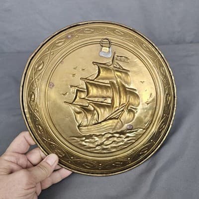 Vintage Brass Patina Embossed Wall Hangings 9.75" MADE IN ENGLAND - Thumbnail 5