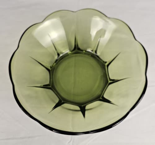 Vintage Anchor Hocking 8" Bowl Glass Scallop Rim Olive Green - Thumbnail 3