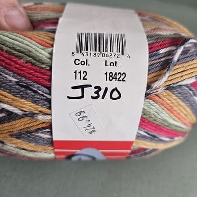 KFI Indulgence 6 Ply 75% Extrafine Merino Wool Col 112 Mixed 5.25oz 426yd - Thumbnail 4