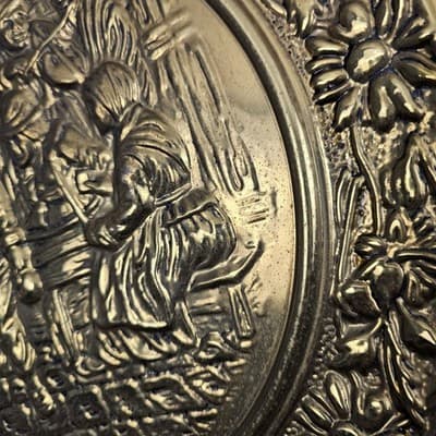 Vintage Brass Patina Embossed Wall Hangings 14.5" MADE IN ENGLAND - Thumbnail 3