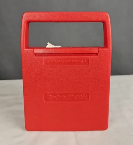 Vintage Retro 70's Red Plastic Radio Shack Square Flashlight Lantern WORKS - Thumbnail 4