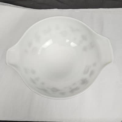 PYREX Early American Cinderella Mixing Bowl, #443, 2-1/2 QT, White & Brown - Thumbnail 3