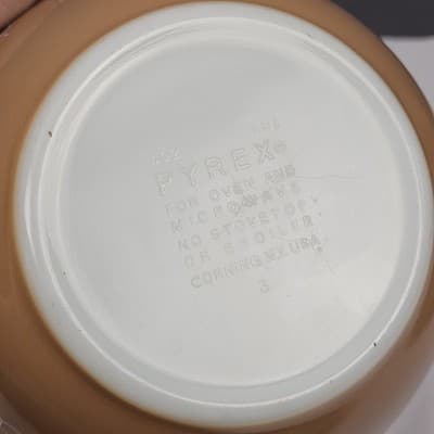 Pyrex Woodland #402 Nesting Mixing Bowl Brown/white 1.5 QT Glass USA Vintage - Thumbnail 5