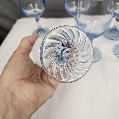 Light Blue Duz Crystal Swirl Base Wine Glasses Set/6, 6.5" Water Goblet D2Z3 - Thumbnail 5
