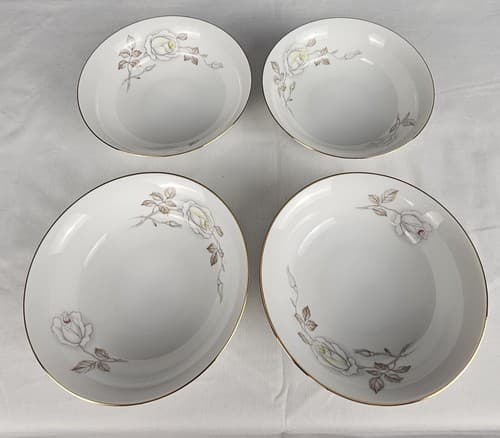 Johann Haviland Sweetheart Rose Set/4 BerryFruit Bowls Bavaria Germany EXCELLENT - Thumbnail 3