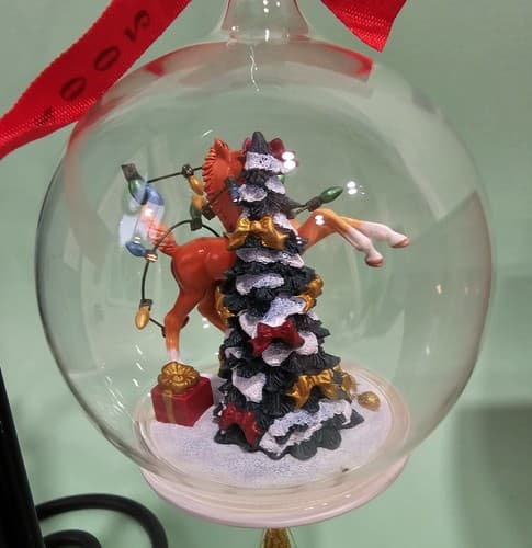 Breyer Holiday Mischief Glass Globe Ornament Horse 2004 - Thumbnail 3