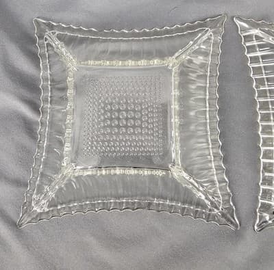 Art Deco Style Square Clear Glass Dish Tray Candy Trinket Bowls Ashtray Lot Of 2 - Thumbnail 6
