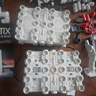 Robotix Many Parts Including Boxes for R-2000 R-1500 UNTESTED - Thumbnail 13