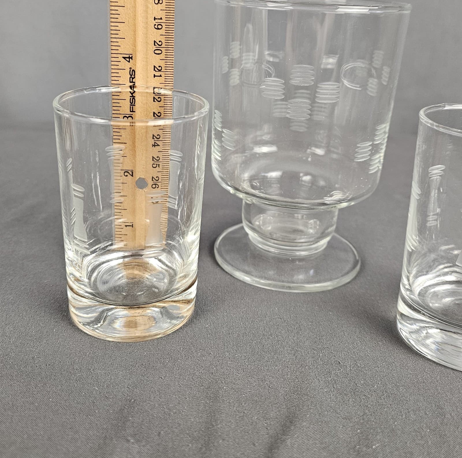 MCM Vintage Libby Windsor Scotch Glasses With Etched Hour Glass Design Set Of 3 - Thumbnail 3